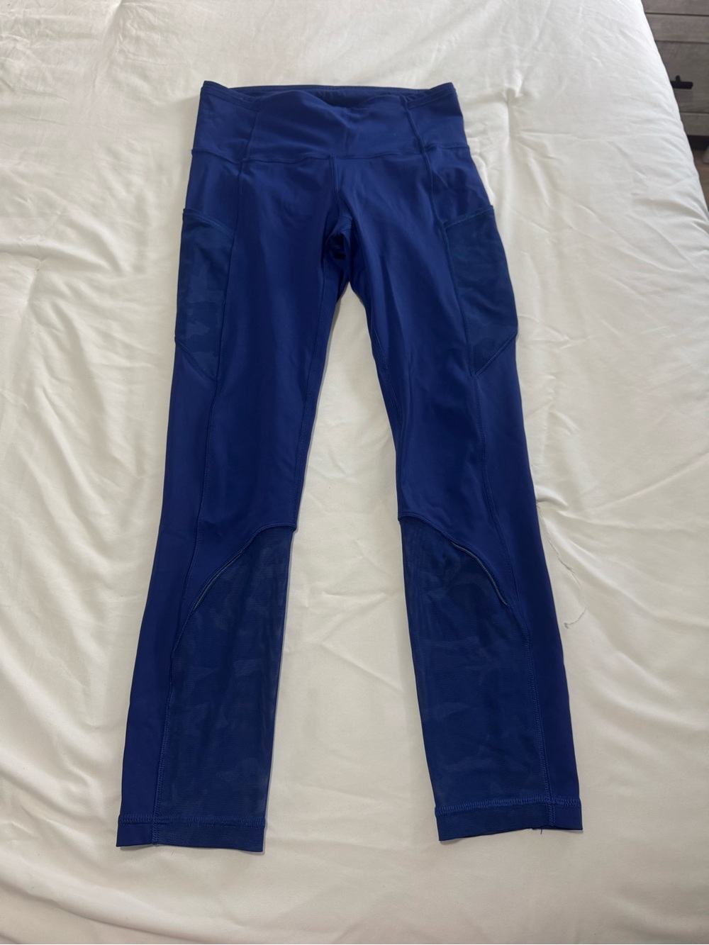 Lululemon Fast and Free Crop 23" *Mesh - Royal Blue
